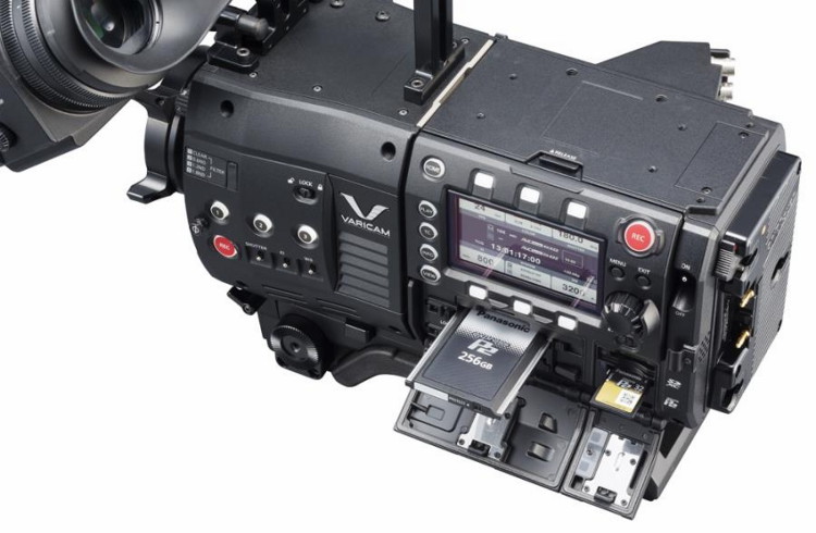 Камера Panasonic AU-V35C1G - вид  сбоку
