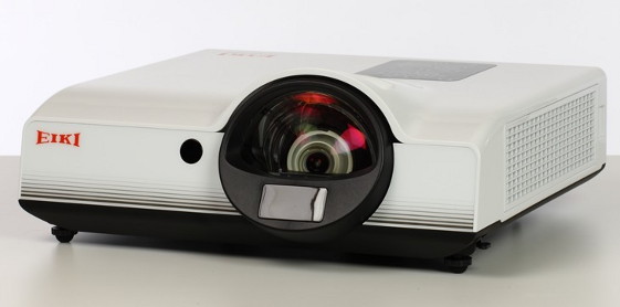  Eiki LC-XiP2610 / LC-WiP3000 -  