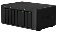 5-�� �������� ������� ���������� Synology Disk Station  DS1812+