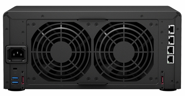 8-�� �������� ������� ���������� Synology Disk Station  DS1817 - ��� �����