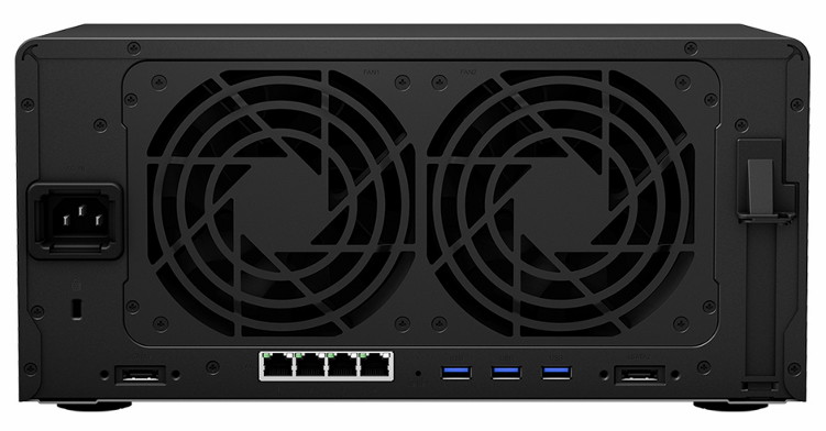 8-�� �������� ������� ���������� Synology Disk Station  DS1821+ - ��� �����