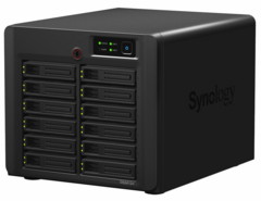 12-�� �������� ������� ���������� Synology Disk Station  DS2413+