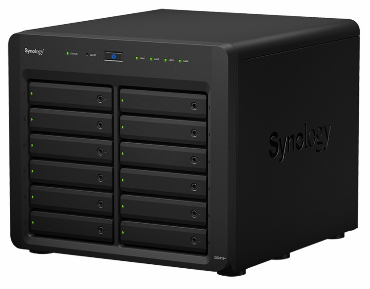 12-�� �������� ������� ���������� Disk Station  DS2419+ - ��� �������