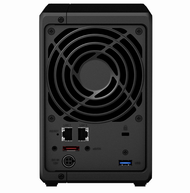 2-� �������� ������� ���������� Synology Disk Station  DS720+ - ��� �����