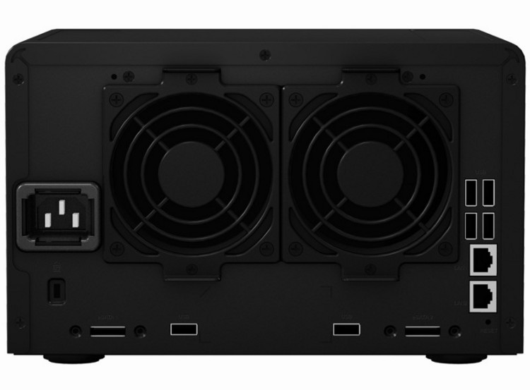 5-�� �������� ������� ���������� Synology Disk Station  DS1512+ - ��� �����
