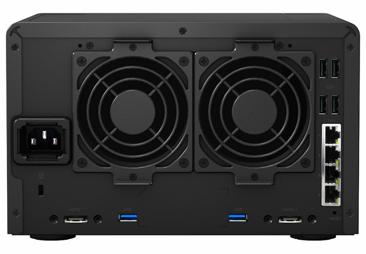 5-�� �������� ������� ���������� Synology Disk Station  DS1513+ - ��� �����