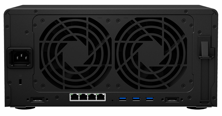 8-�� �������� ������� ���������� Synology Disk Station  DS1819+ - ��� �����