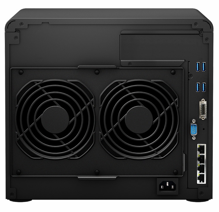 12-�� �������� ������� ���������� Synology Disk Station  DS2415+ - ��� �����