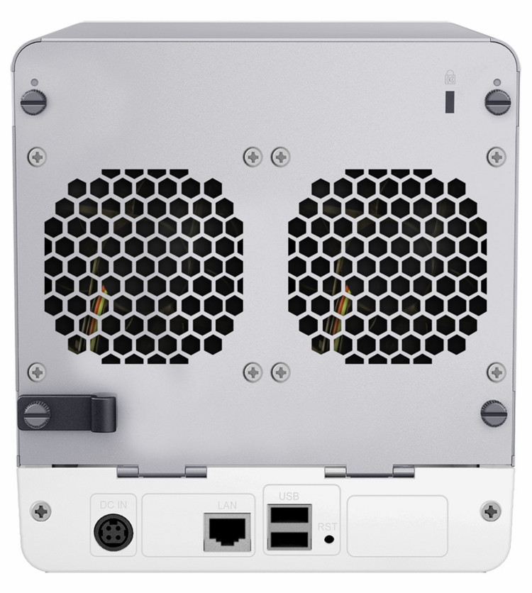 4-� �������� ������� ���������� Synology Disk Station  DS413j - ��� �����
