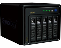 5-�� �������� ������� ���������� Synology Disk Station  DS509+