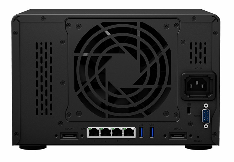 4-� �������� ������� ���������� Synology Disk Station  DVA3221 - ��� �����